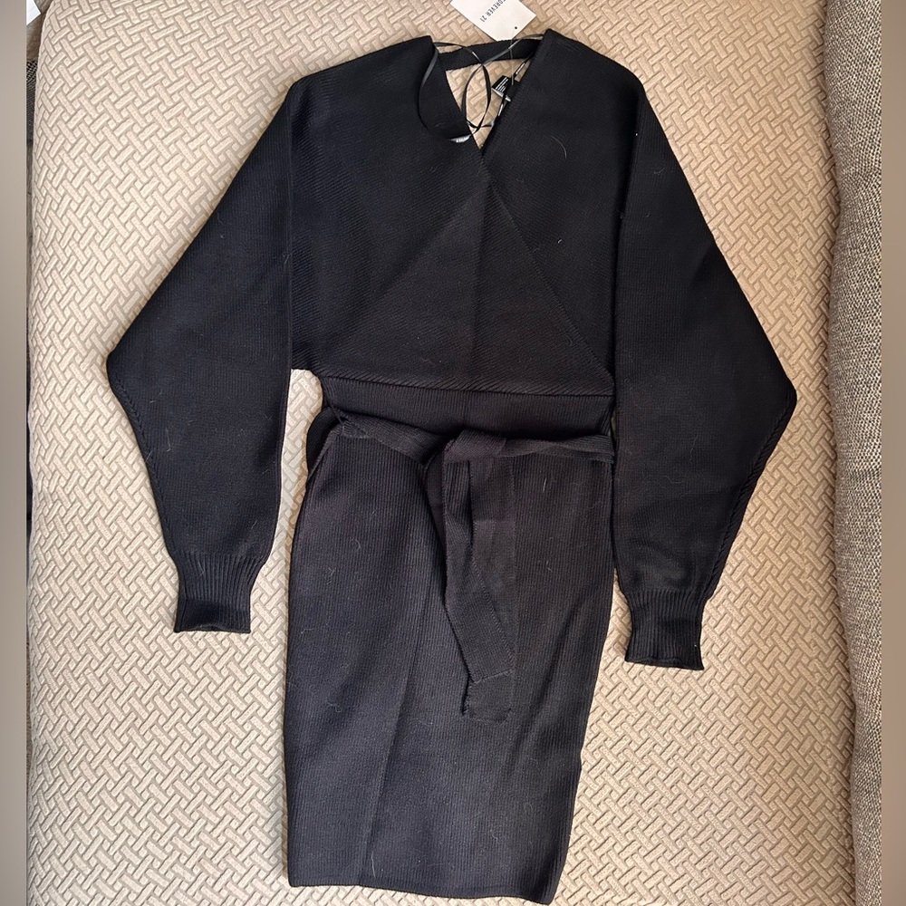 M Forever 21 Black sweater dress